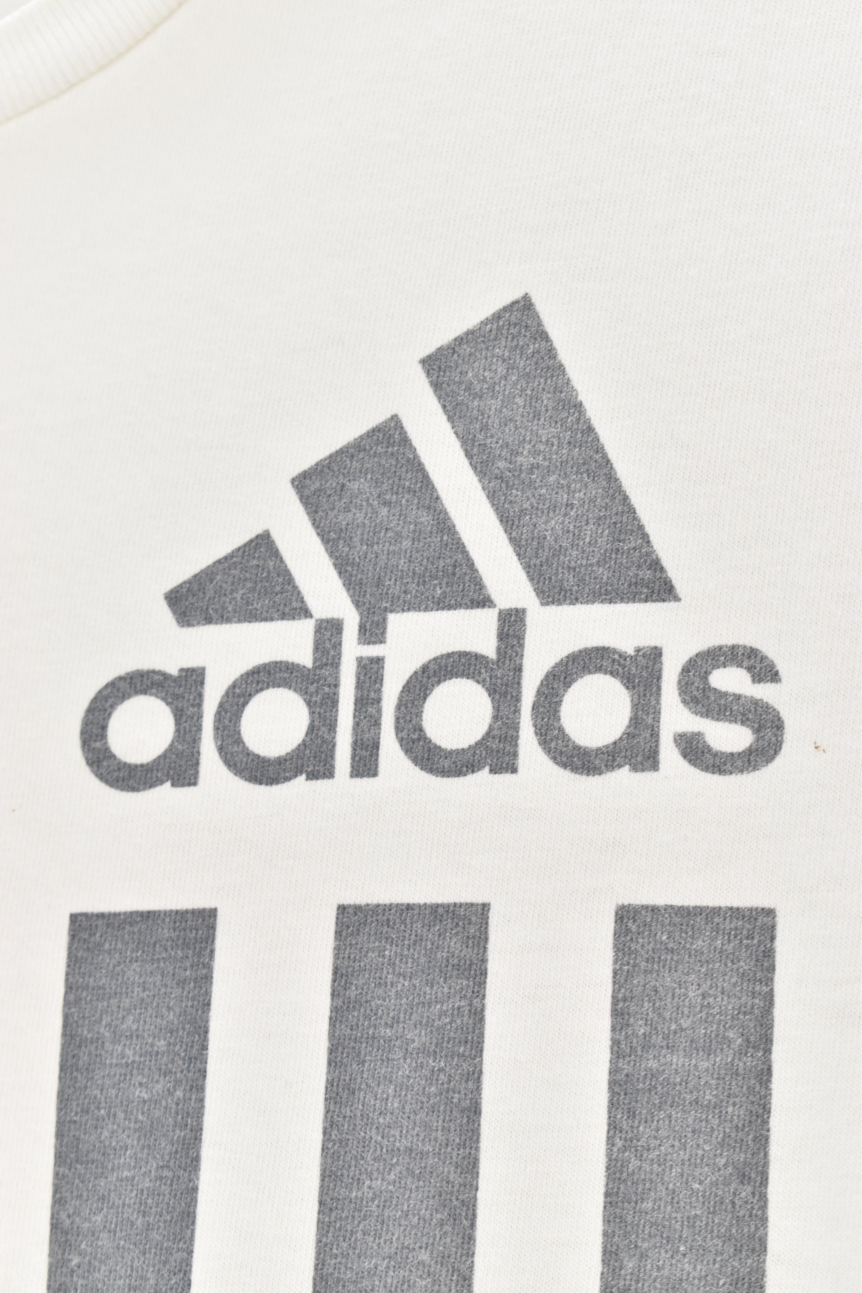 VINTAGE ADIDAS WHITE T-SHIRT | LARGE ADIDAS